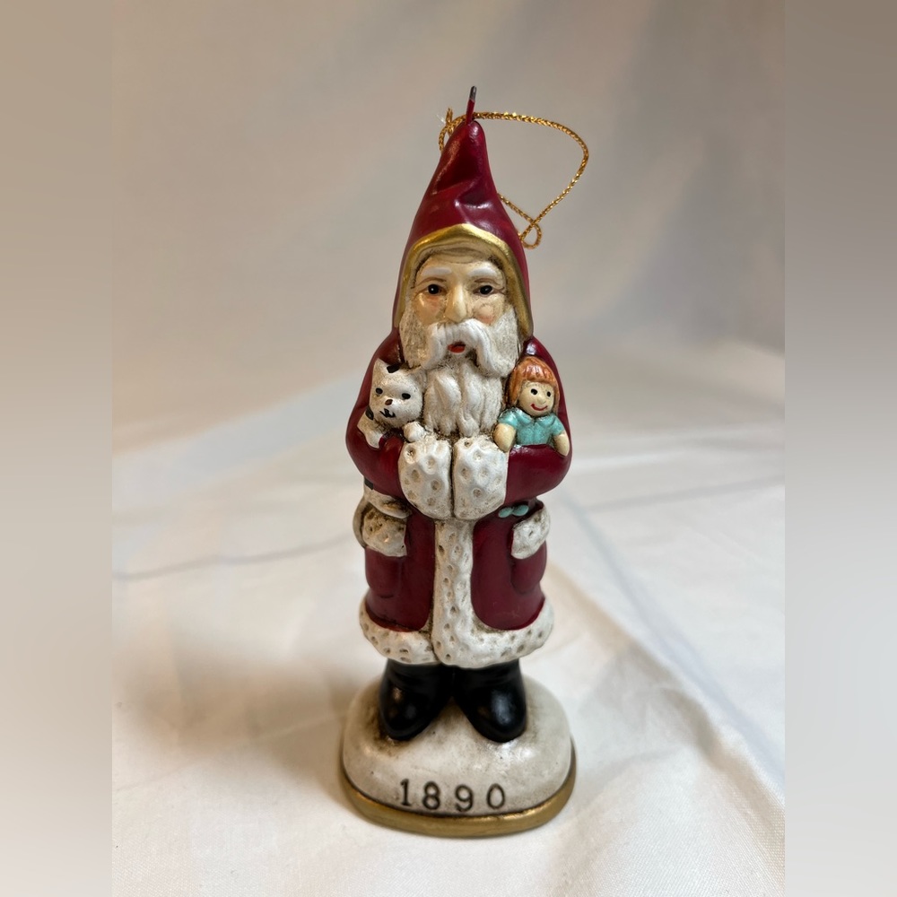 Vintage 1890 Santa Claus Christmas Ornament. Pre-owned. Great condition.